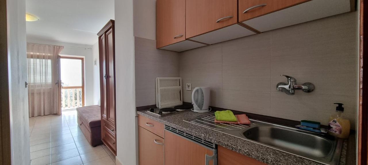 Apartments Real - 10 M From Sea Medulin Exterior foto